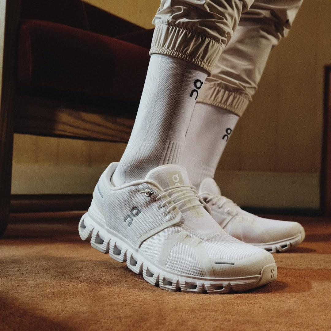 Best Everyday Sneakers In Singapore: On Running Cloud 6