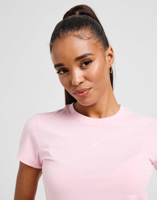 Essential Sportswear Chill Knit T-Shirt