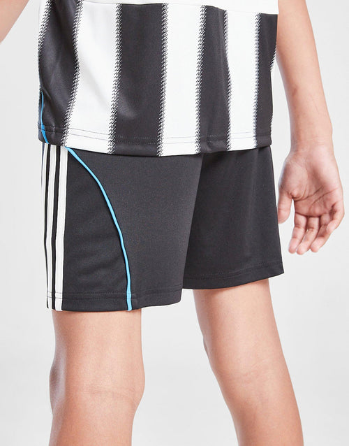 Newcastle United FC 2025/26 Home Shorts Junior's
