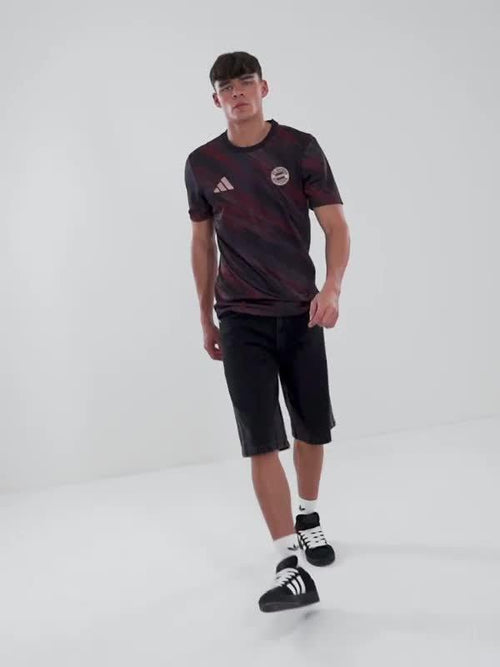 FC Bayern Munich Pre Match Shirt
