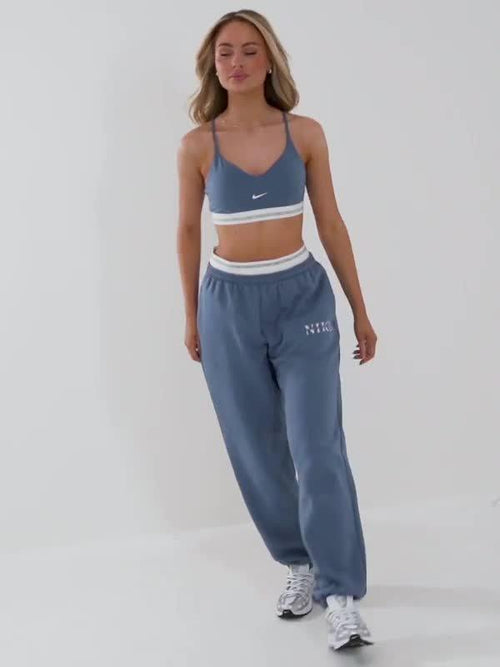 Training Indy Swoosh Sports Bra