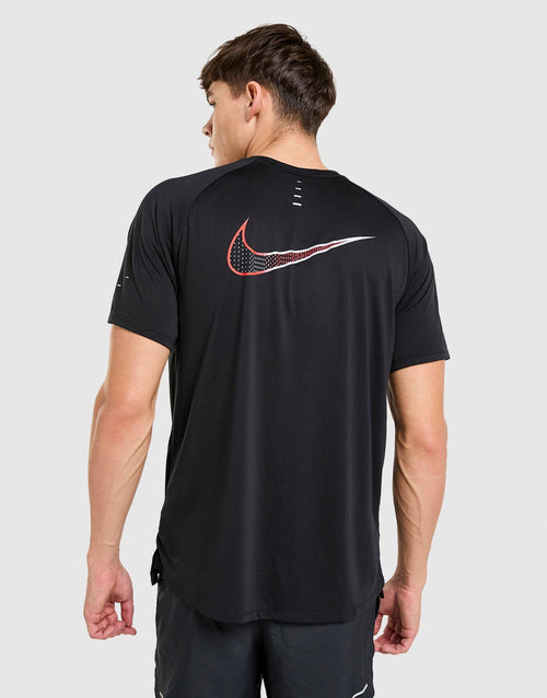 Stride Swoosh T-Shirt