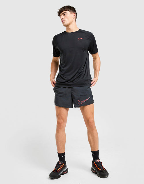 Stride Swoosh T-Shirt