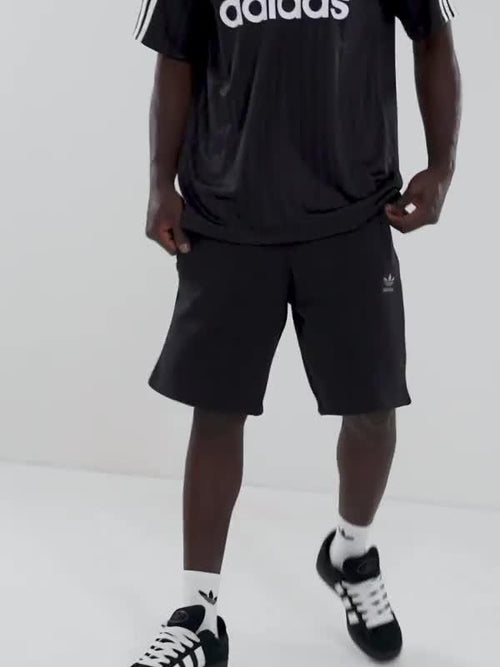 Trefoil Essential Fleece Shorts