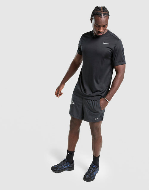 Stride Graphic Shorts