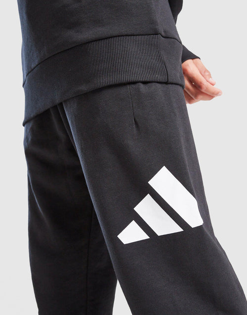 Badge of Sport Large Logo Tracksuit Junior
