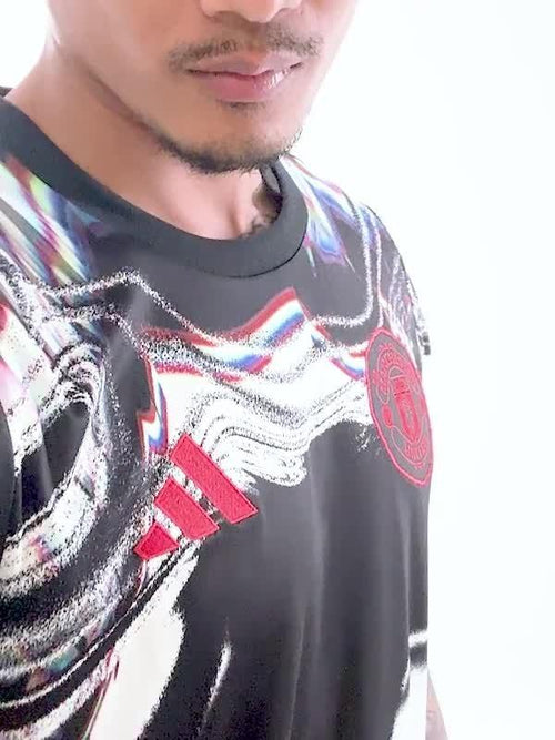 Manchester United FC Pre Match Shirt