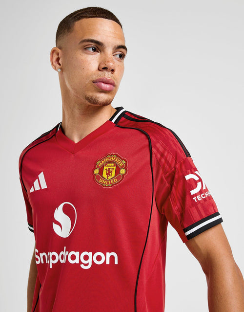 Manchester United FC 2025/26 Fernandes Home Shirt