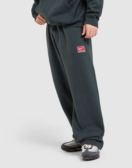 Solo Swoosh Open Hem Fleece Joggers