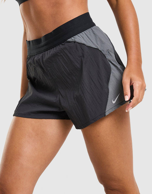 Running Swift Colour Block Shorts