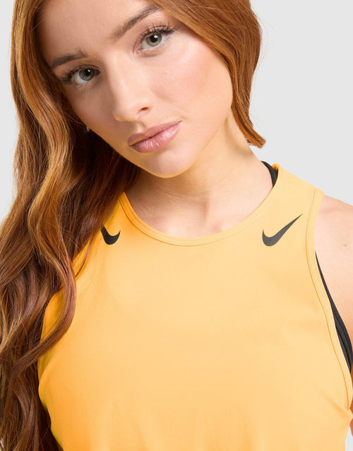 Running AeroSwift Cropped Tank Top