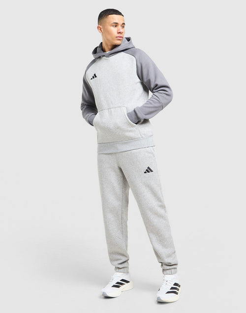 Essential Fleece Pants