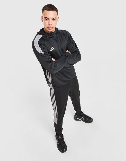 Tiro 26 Essentials 1/4 Zip Hoodie