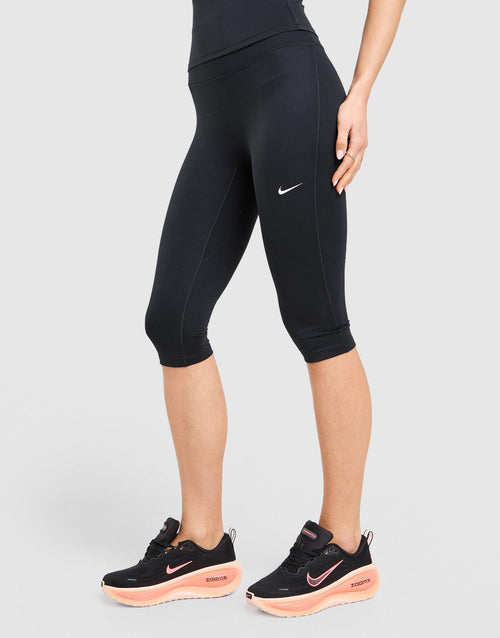 Training One High-Waisted Capri Leggings