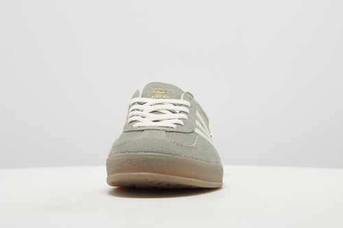 Gazelle Indoor Women's