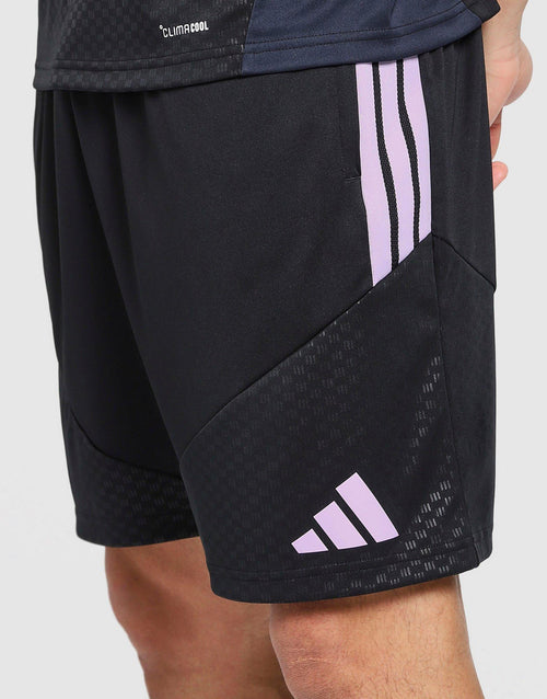 Newcastle United FC Tiro 26 Training Shorts