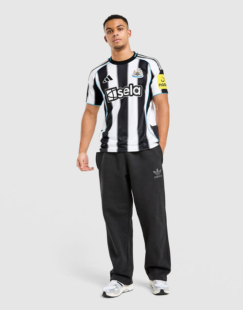 Newcastle United FC 25/26 Woltemade #27 Home Shirt