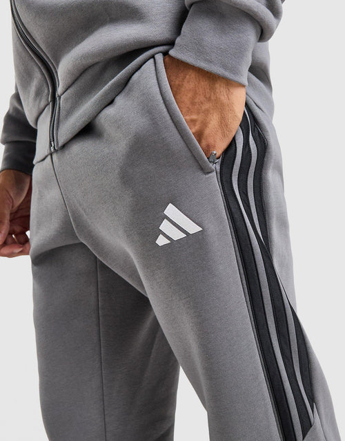 Tiro Essentials 3-Stripes Joggers