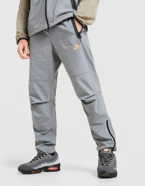 Tech Woven Pants
