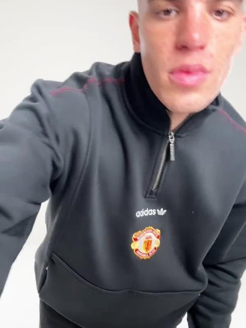 Manchester United FC EQT 1/2 Zip Sweatshirt