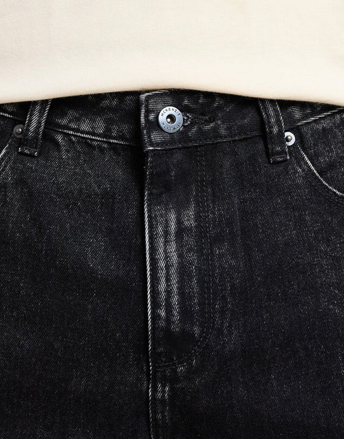 Core Relaxed Jeans
