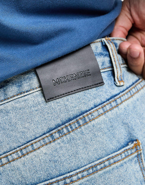 Core Relaxed Jeans