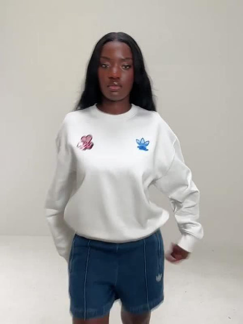 Sticker Oversized Crew Sweatshirt