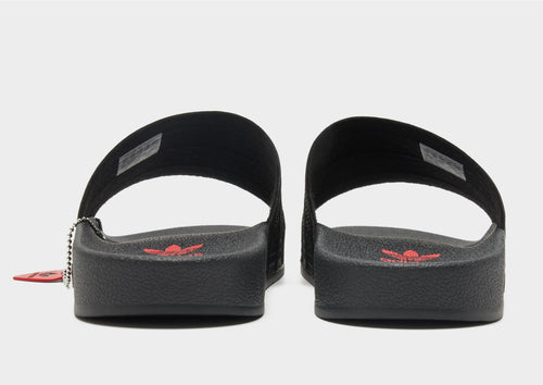 Adilette Korn Slides