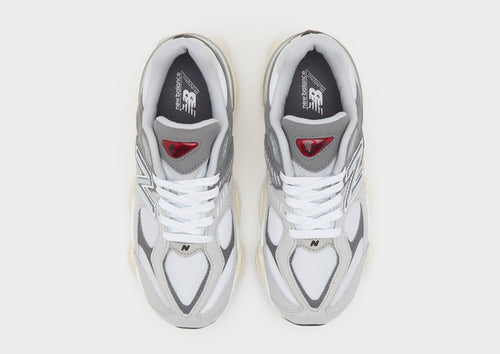 9060 Junior's