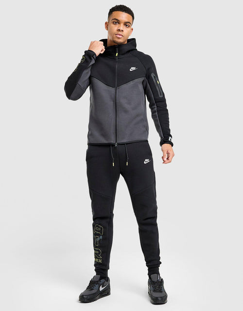 Air Max Tech Fleece Joggers