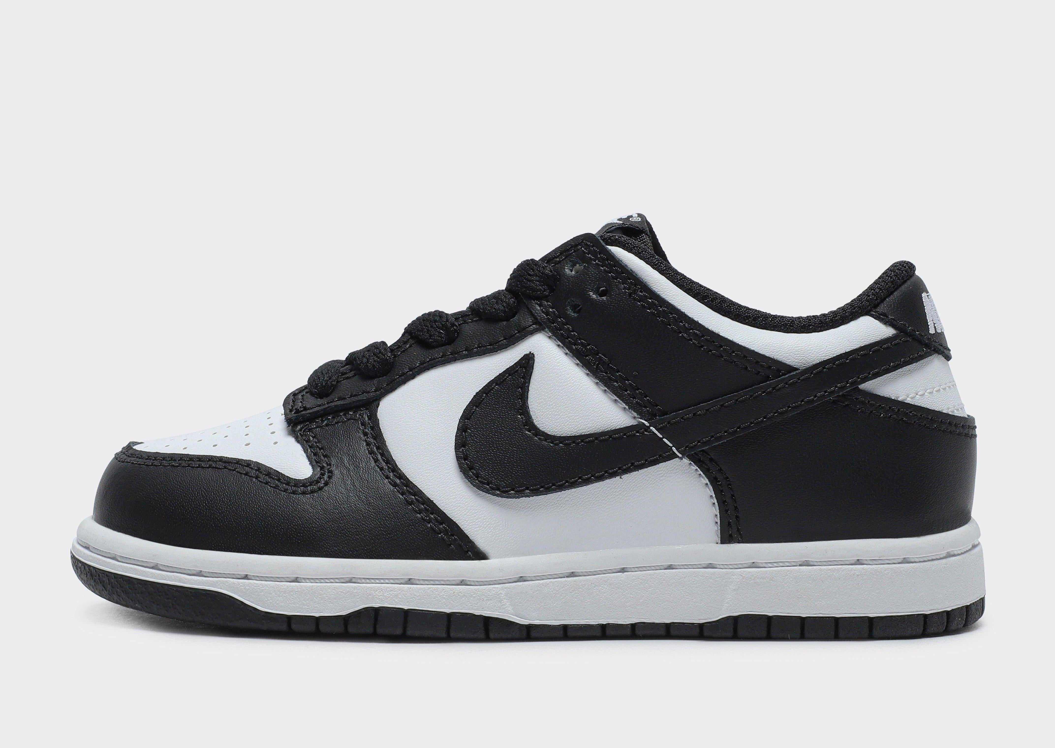 dunks black white