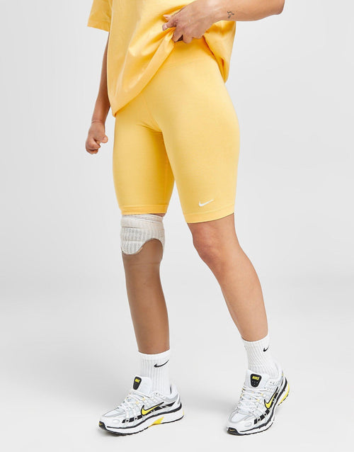 Core Swoosh Cycle Shorts