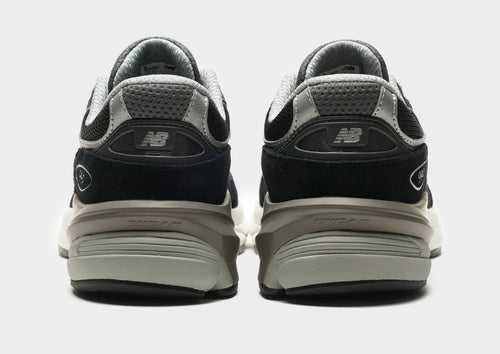 990 Junior's