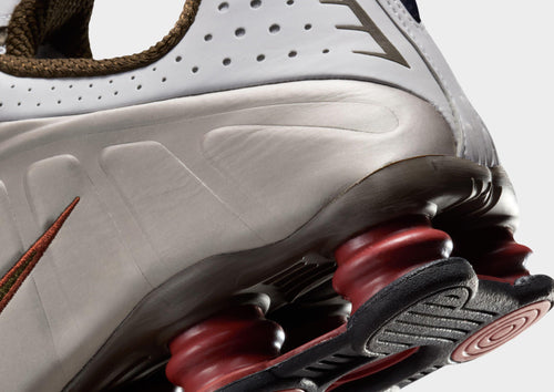 Shox R4