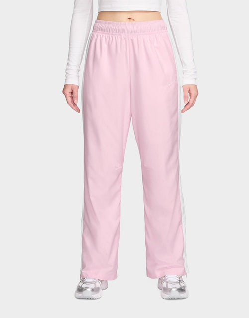 Sportswear Classic Mid-Rise Open-Hem Pants