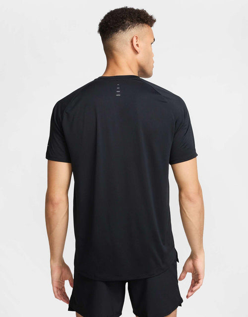 Stride Dri-FIT ADV Short-Sleeve Running Top