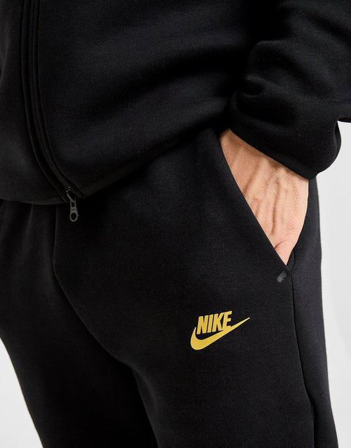 Tech Mix Joggers