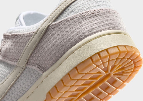 Dunk Low Retro SE