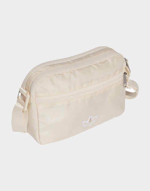 Premium Essentials Small Airliner