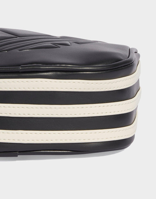 Diamond-Shaped Bag