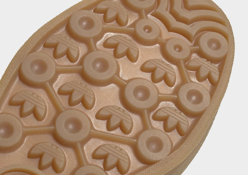 Gazelle Indoor Women's