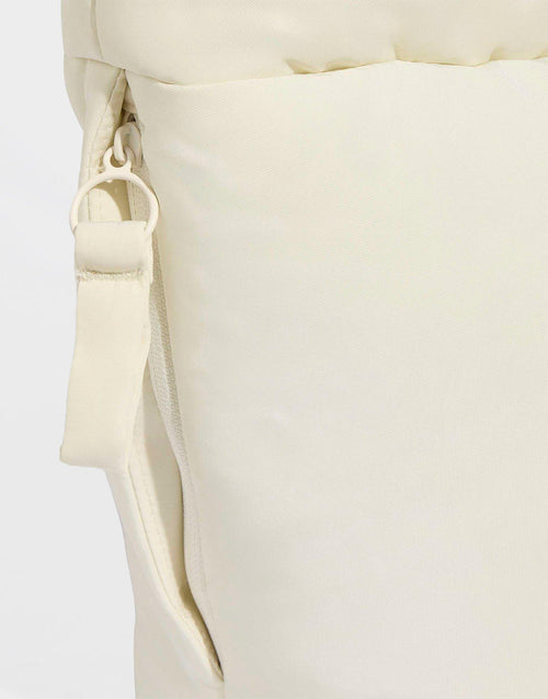Must Haves Tote Bag (19.7L)