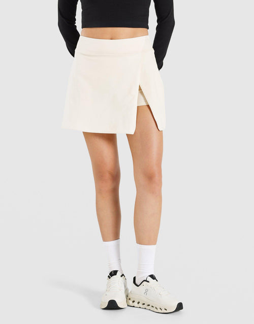 On-The-Go Classic Mini Skirt