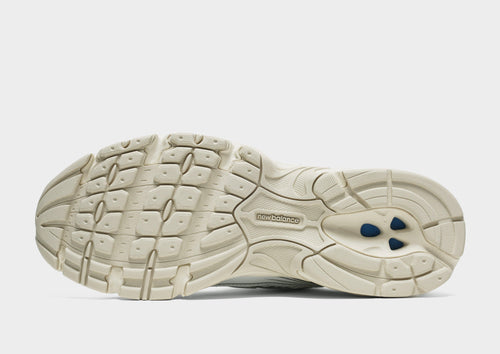 740 Women's