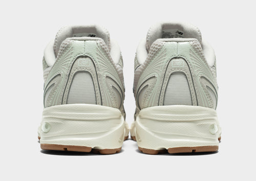740 Women's