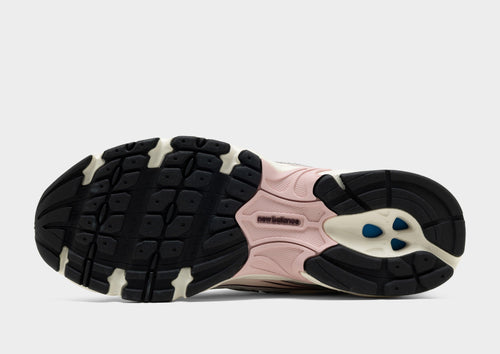 740 Women's