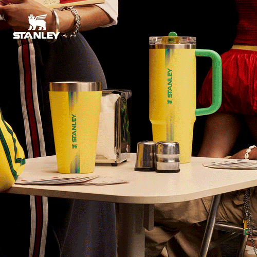 Stanley Cups: Tumblers & Water Bottles - JD Sports Singapore