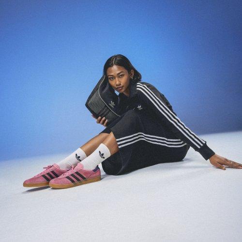 Latest Women's Clothes