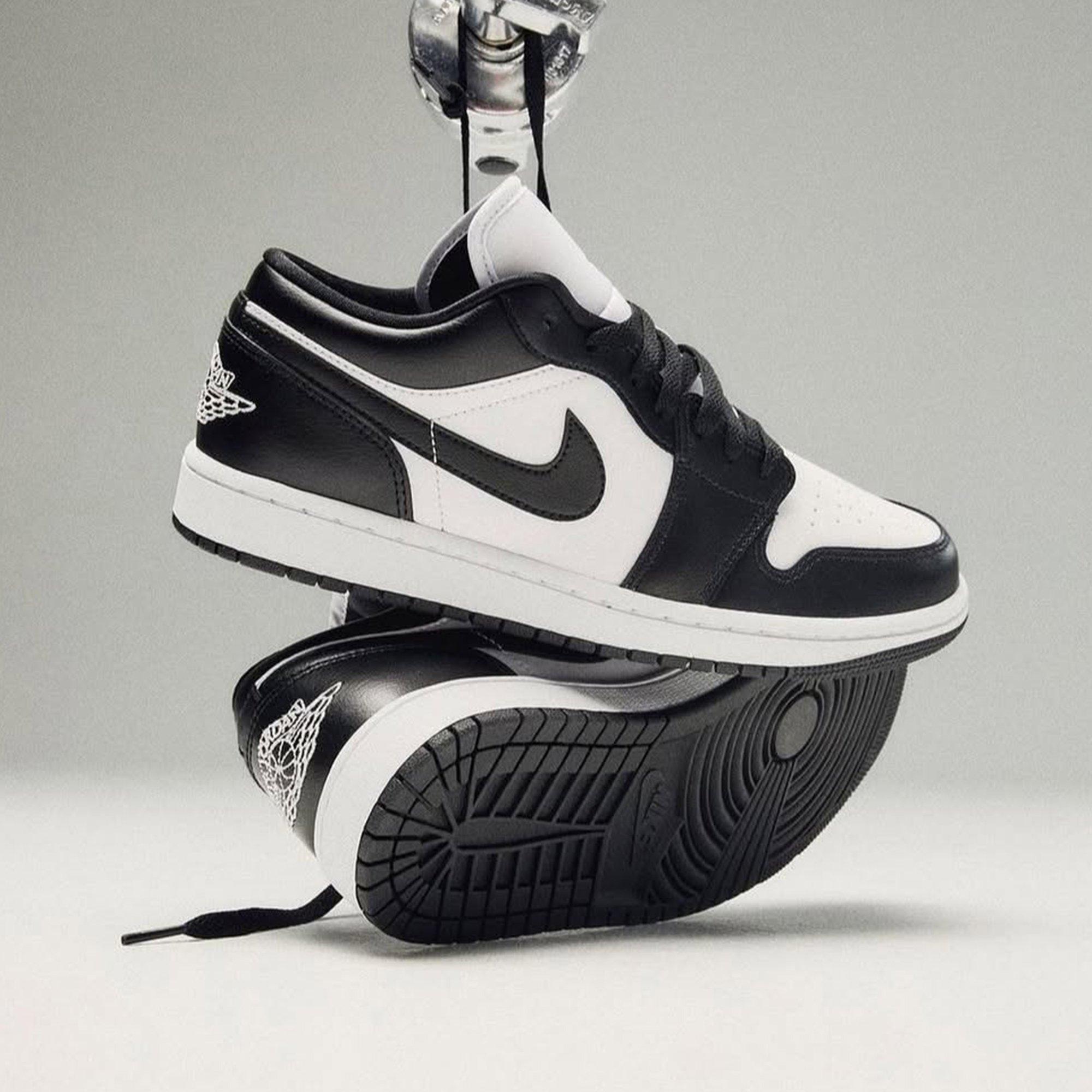 Women's Air Jordan 1