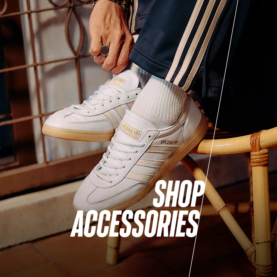 jd sports white trainers